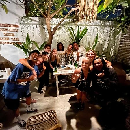 Ostello The Jungle House Canggu Esterno foto